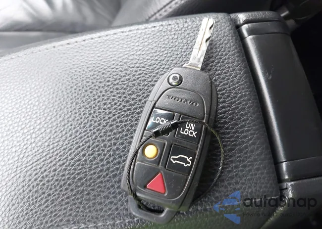 YV4CZ982481445017: 43807586