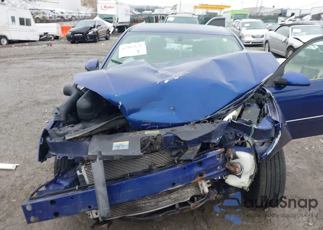 1G1ZT51826F230234: 43807638