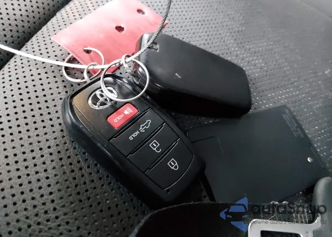 3TMLB5JN4SM108779: 43807738