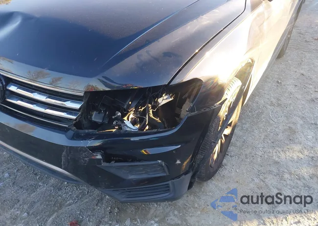 3VV3B7AX1KM072693: 43807762