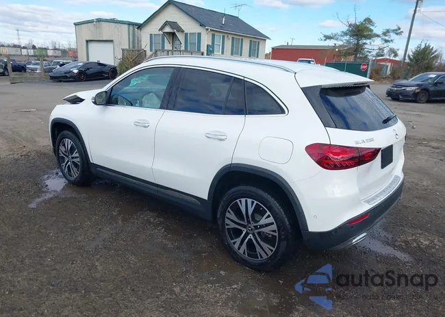 W1N4N4HB2SJ696236: 43807789