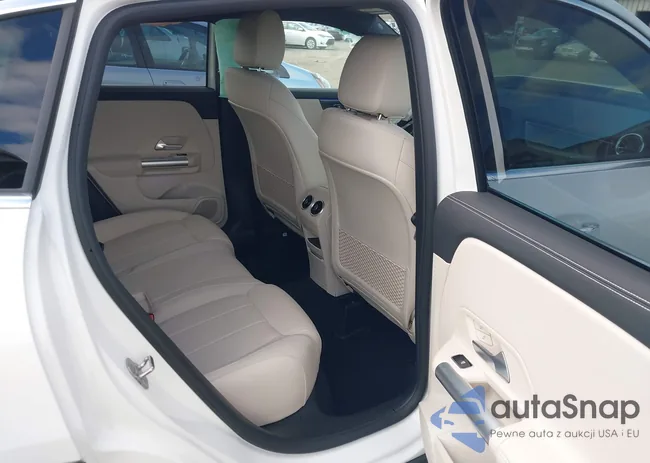 W1N4N4HB2SJ696236: 43807789