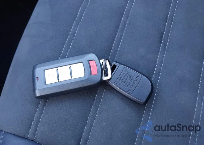 JA4AZ3A35LZ039973: 43807793