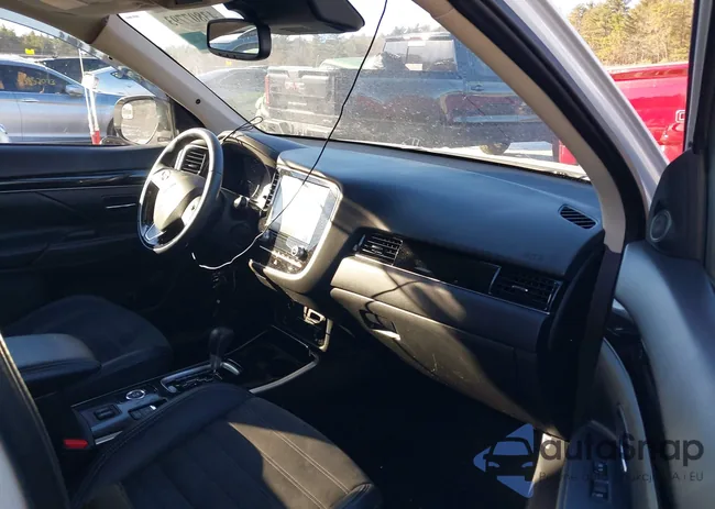 JA4AZ3A35LZ039973: 43807793