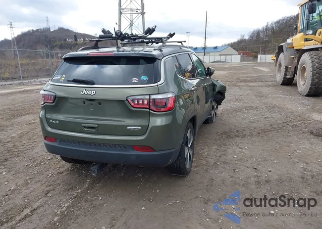 3C4NJDBB4JT397967: 43807816