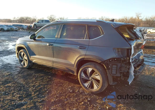 3VVVX7B26RM069747: 43807862