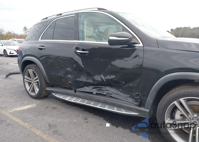 4JGFB4KBXNA689732: 43807938