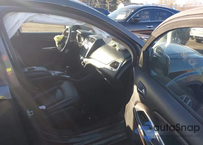 3C4PDDEG2JT311918: 43809010