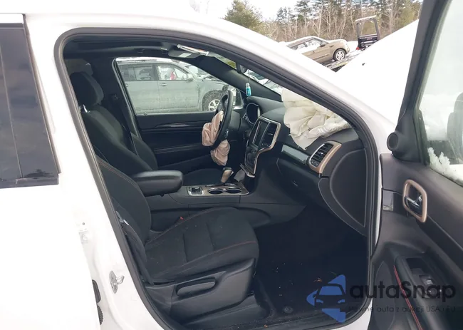 1C4RJFAGXHC688781: 43809068