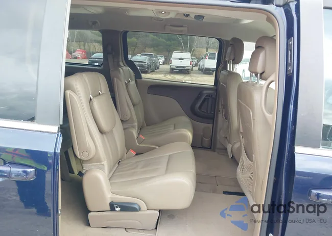 2C4RC1BG4GR279791: 43809300