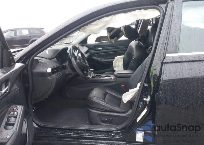 1N4BL4CV9NN359474: 43809341