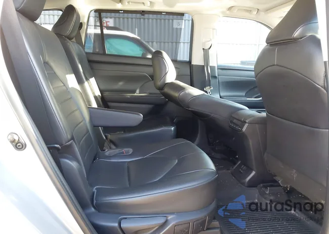 5TDGZRBH2NS568220: 43809343