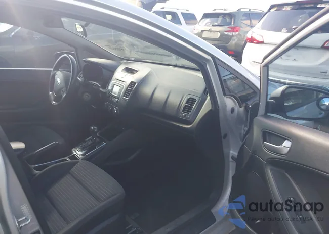 3KPFL4A74HE058068: 43809425