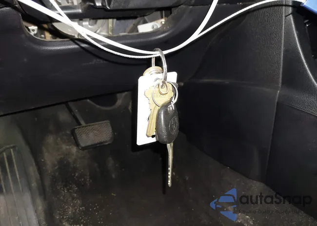 2T1BURHE9EC063774: 43808613