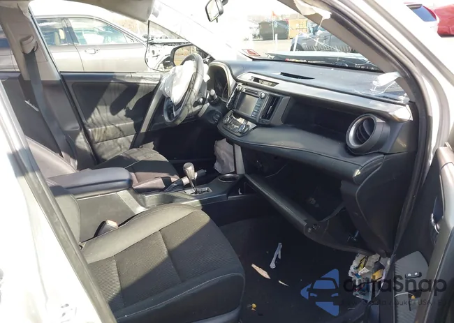 JTMRFREV8FD170851: 43808879