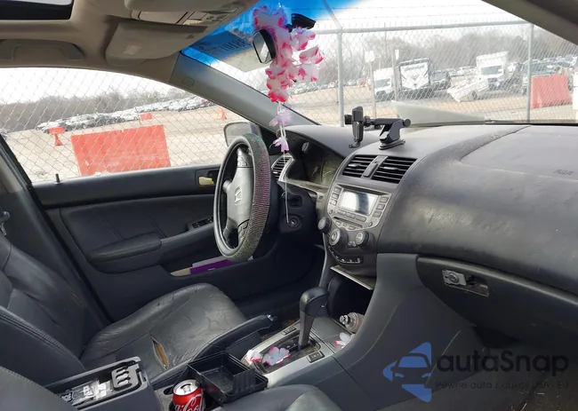 1HGCM56807A196801: 43810171