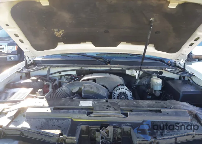 1GNSCBE03DR355127: 43810176