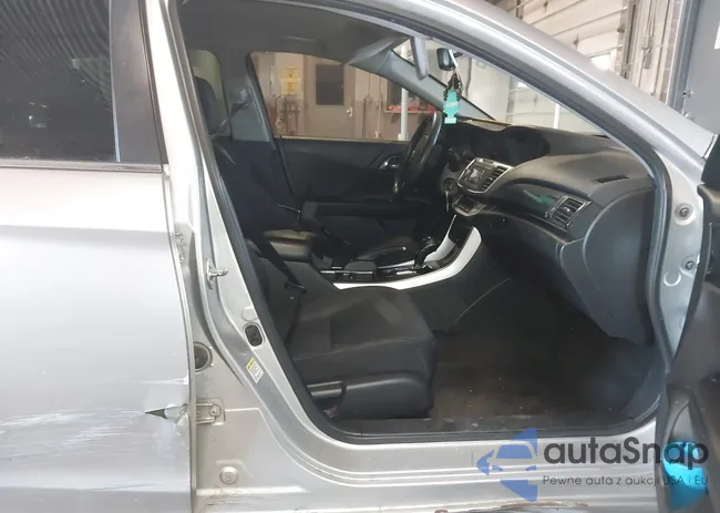 1HGCR2F54FA087133: 43810243