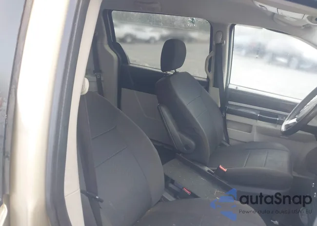 2D4RN5DX4AR238330: 43810276