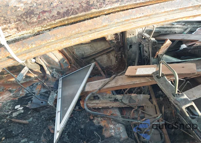 2C3CDXGJXKH696538: 43810300