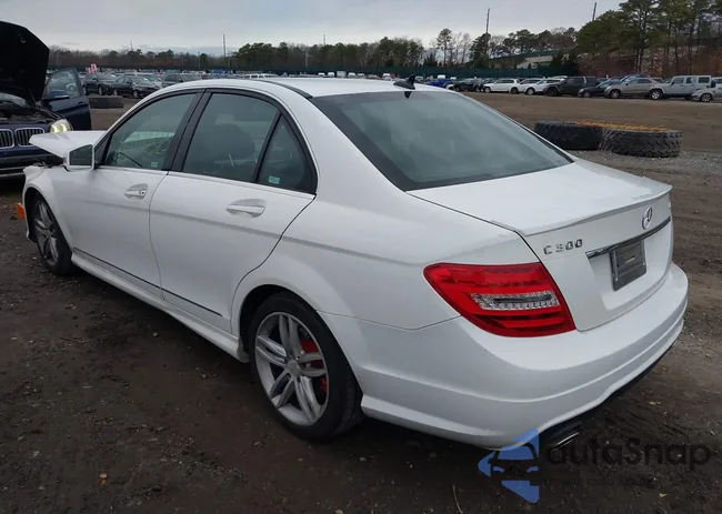 WDDGF8AB1DG088748: 43810325