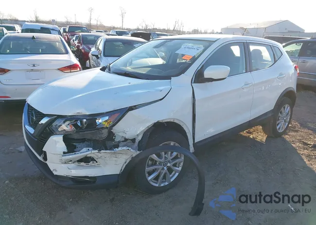 JN1BJ1AV4MW303147: 43809578