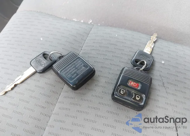 1FTNE2EL1BDA93807: 43809602