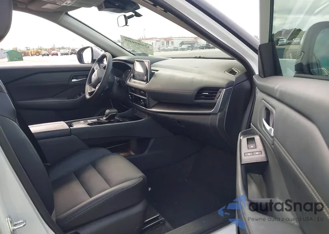 5N1BT3BA6SC676599: 43809609