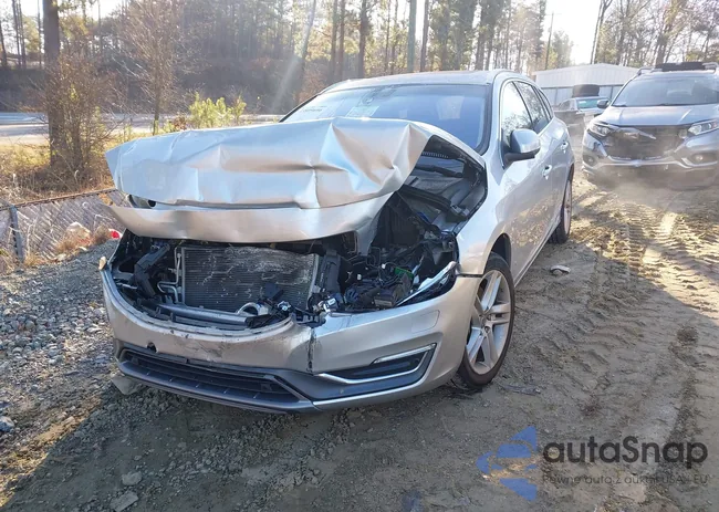 YV1612SD1F1191878: 43809696