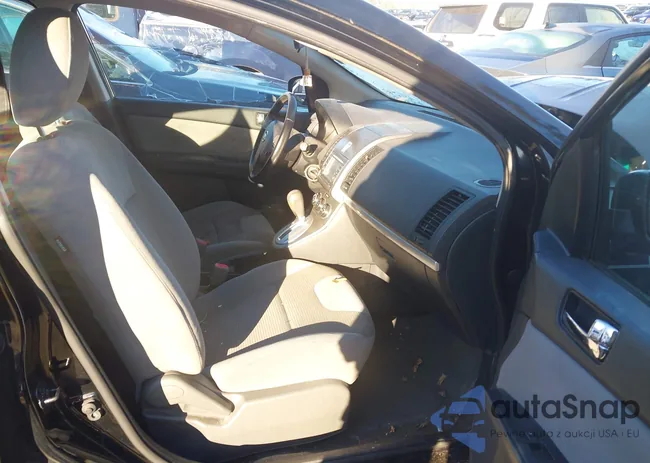 3N1AB6AP3CL691158: 43809736