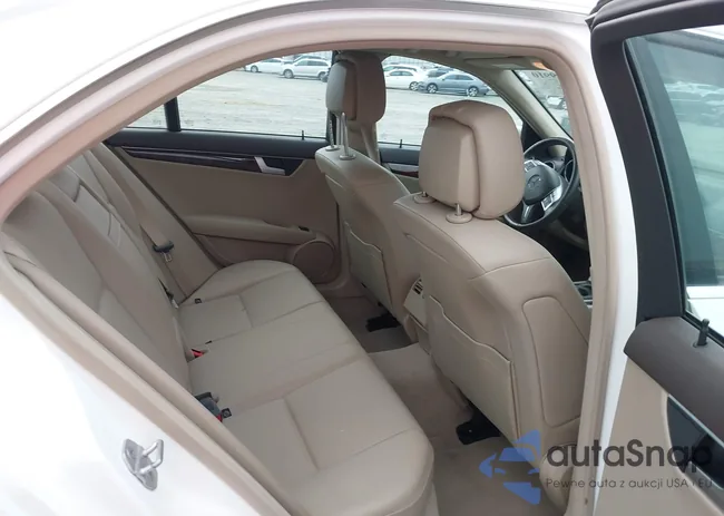 WDDGF8AB7DR255327: 43809910