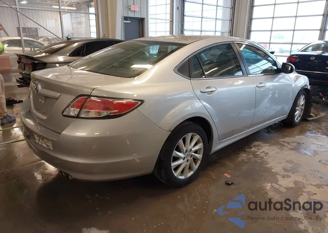 1YVHZ8DH5C5M24993: 43811037