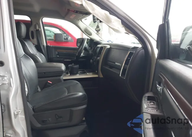 1C6RR7NT6ES232159: 43811338