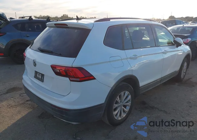 3VV1B7AX4LM092736: 43811478