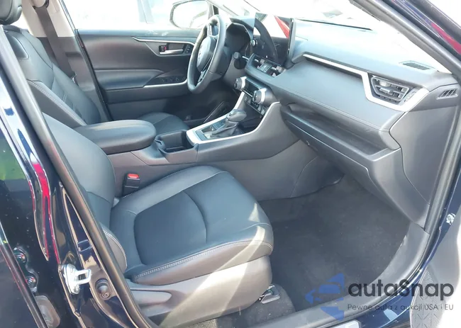 2T3A1RFV6SW501272: 43810656