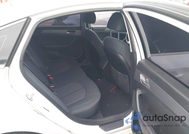 5NPE24AF0KH761532: 43810791