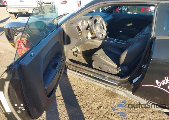 2C3CDYCJ1DH668240: 43812033