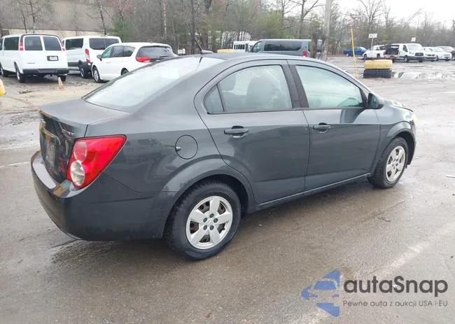 1G1JA5SH2E4130677: 43812042