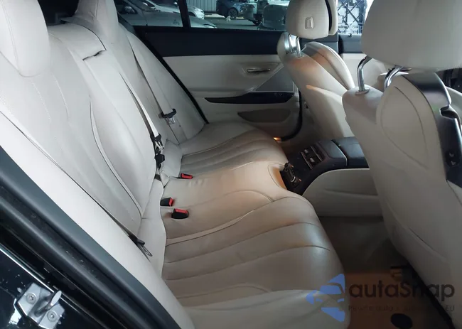 WBA6B2C56DD128682: 43812089