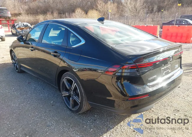 1HGCY2F50SA056572: 43812177