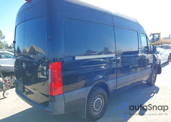 W1W4DBHY4MT048881: 43812194