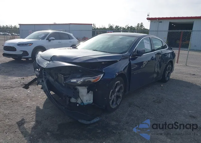 1G1ZD5ST4MF050833: 43812300