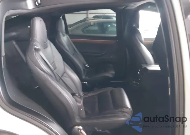 5YJXCBE20HF055203: 43812401