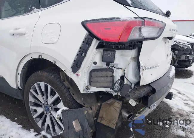 1FMCU9J93MUA75241: 43812422