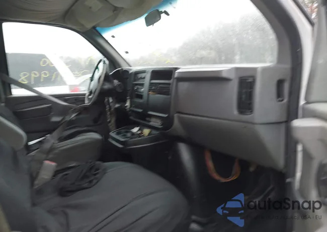 1GCGG25V431207161: 43812446