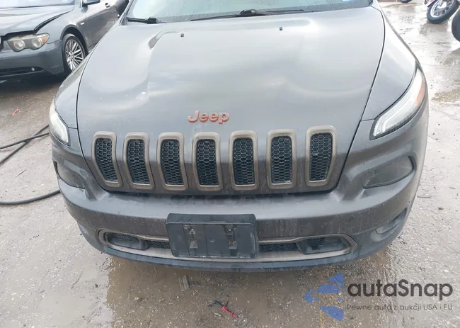 1C4PJLCB8HW572548: 43812467