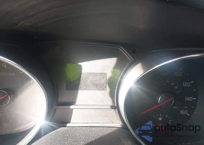 KNDMB5C18G6084623: 43812487