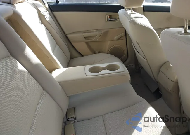 JM1BK32G081154423: 43811570