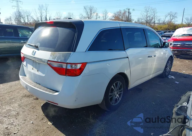 5FNRL5H69BB037458: 43811779