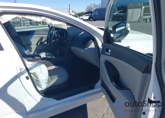 5XXGN4A79FG435609: 43811850